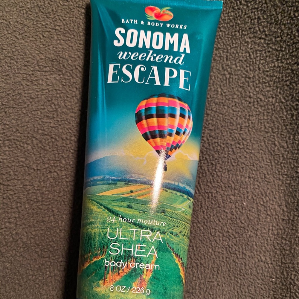 Bath & Body Works Sanoma Weekend Escape Body Cream